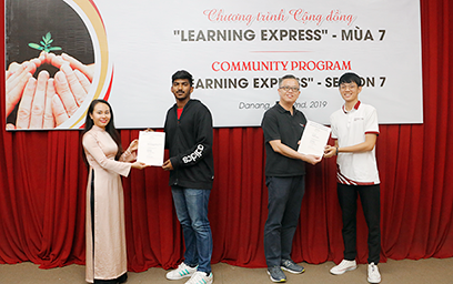 Triển lãm các Ý tưởng Learning Express 2019 của Sinh viên Duy Tân và Singapore